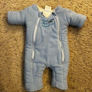 Magic Merlin small sleep suit play condition